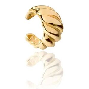 Mejuri croissant earring cuff